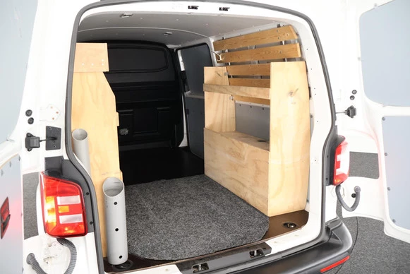 Volkswagen Transporter - Afbeelding 25 van 27