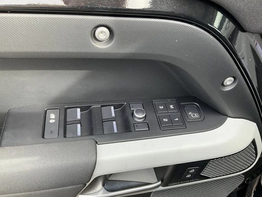 Land Rover Defender - Afbeelding 24 van 30