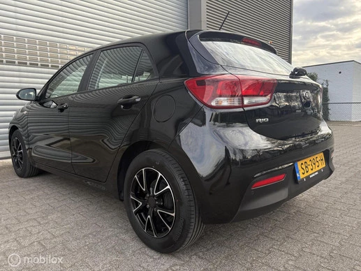 Kia Rio - Afbeelding 13 van 24