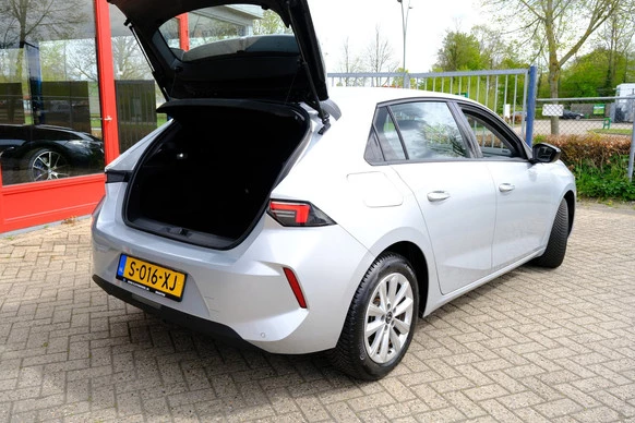 Opel Astra - Afbeelding 8 van 30