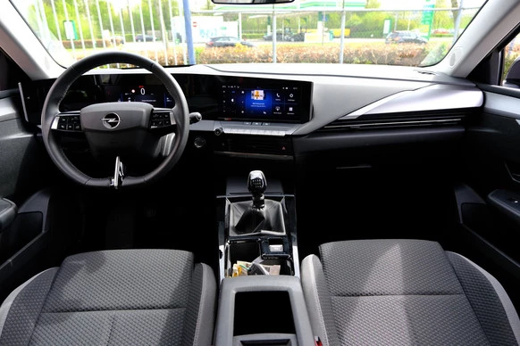 Opel Astra - Afbeelding 10 van 30