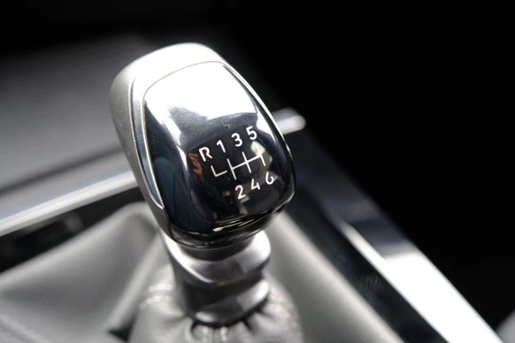 Opel Astra - Afbeelding 18 van 30