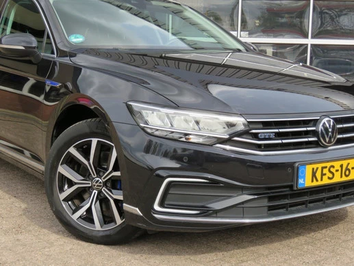Volkswagen Passat - Afbeelding 28 van 30