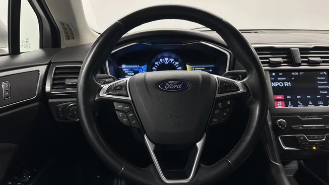 Ford Mondeo - Afbeelding 28 van 30