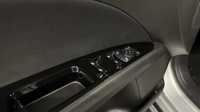 Ford Mondeo - Afbeelding 28 van 30