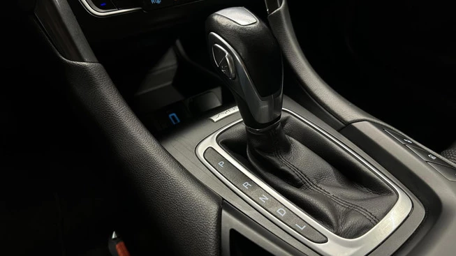 Ford Mondeo - Afbeelding 29 van 30