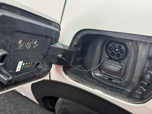 Peugeot e-2008 - Afbeelding 27 van 30