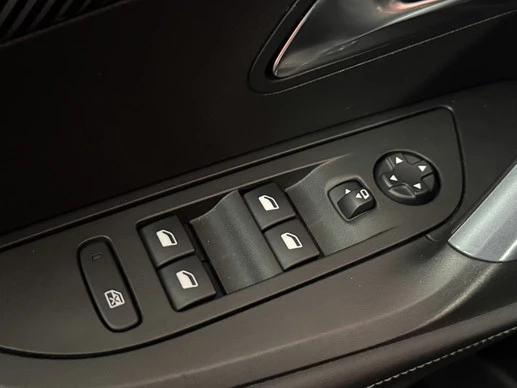 Peugeot e-2008 - Afbeelding 29 van 30