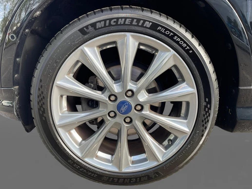 Ford Kuga - Afbeelding 8 van 30