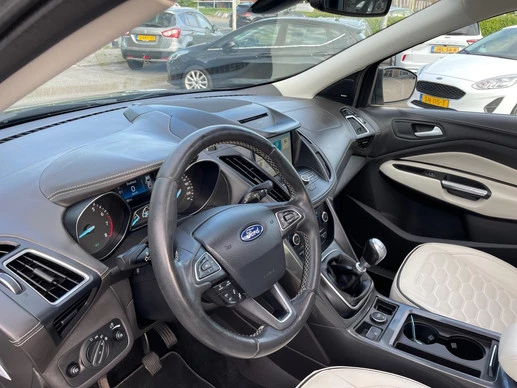 Ford Kuga - Afbeelding 21 van 30