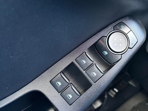 Ford Fiesta - Afbeelding 25 van 30