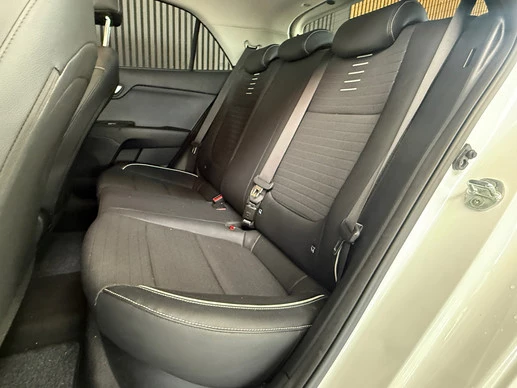 Kia Rio - Afbeelding 14 van 30