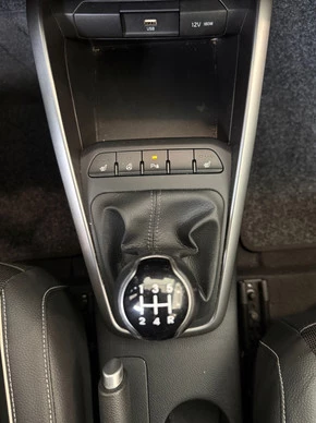 Kia Rio - Afbeelding 21 van 30