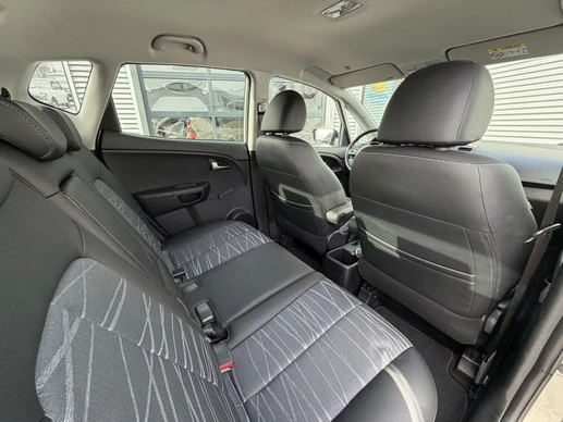 Kia Venga - Afbeelding 16 van 18