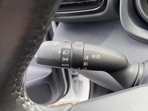 Toyota Yaris - Afbeelding 21 van 30