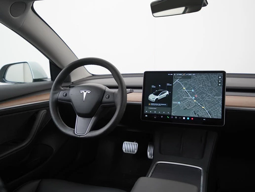 Tesla Model 3 - Afbeelding 5 van 30