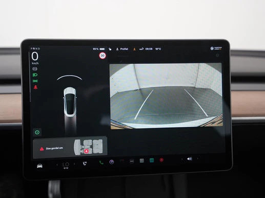 Tesla Model 3 - Afbeelding 11 van 30