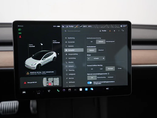 Tesla Model 3 - Afbeelding 20 van 30