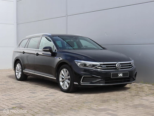 Volkswagen Passat - Afbeelding 9 van 30