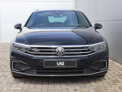 Volkswagen Passat - Afbeelding 10 van 30