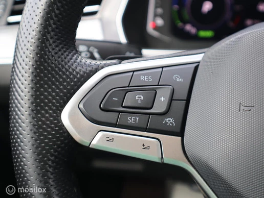 Volkswagen Passat - Afbeelding 19 van 30