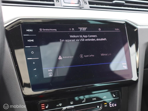 Volkswagen Passat - Afbeelding 24 van 30