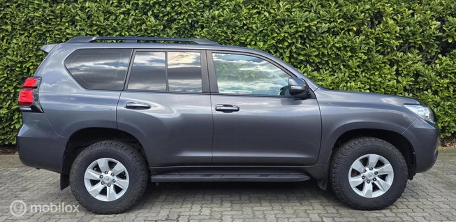 Toyota Land Cruiser - Afbeelding 4 van 24