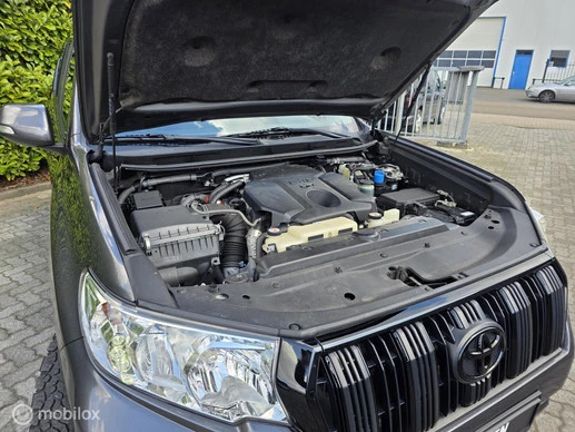 Toyota Land Cruiser - Afbeelding 20 van 24