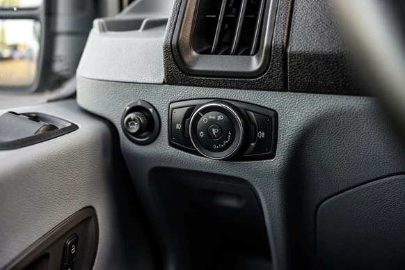 Ford Transit - Afbeelding 22 van 30