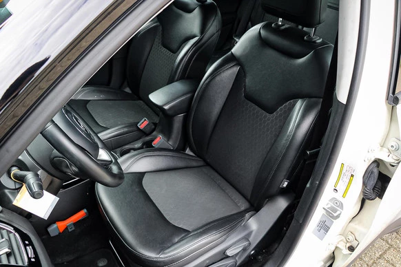 Jeep Compass - Afbeelding 8 van 18