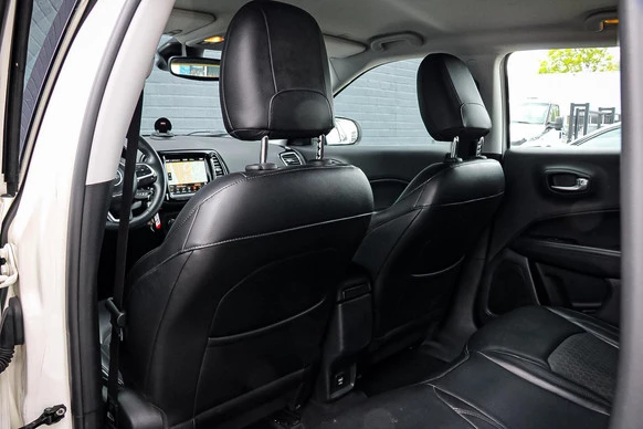 Jeep Compass - Afbeelding 17 van 18