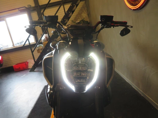 Ducati Diavel - Afbeelding 4 van 15