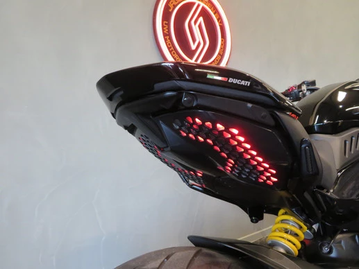 Ducati Diavel - Afbeelding 9 van 15