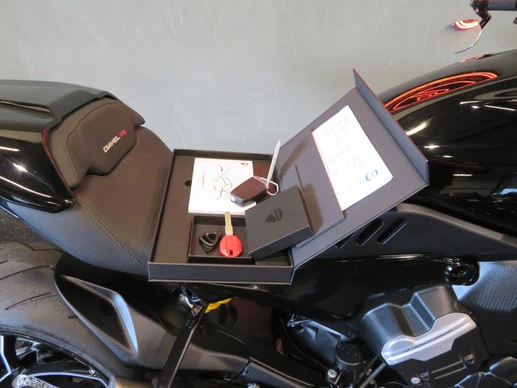Ducati Diavel - Afbeelding 14 van 15