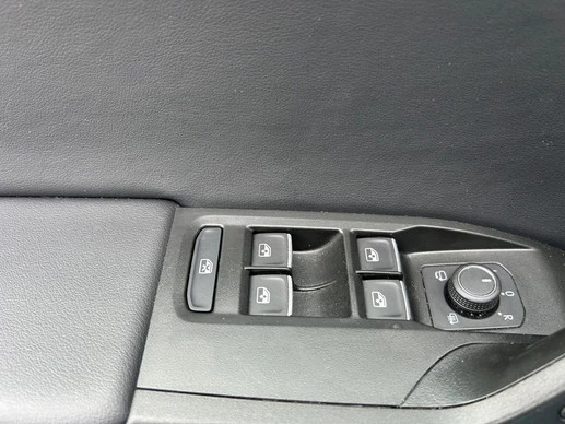 SEAT Leon - Afbeelding 28 van 30