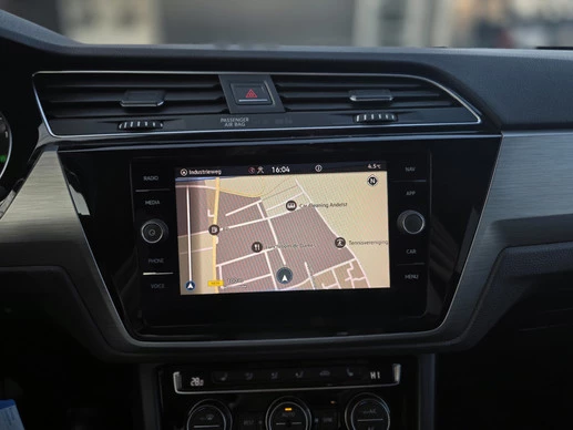 Volkswagen Touran - Afbeelding 17 van 21