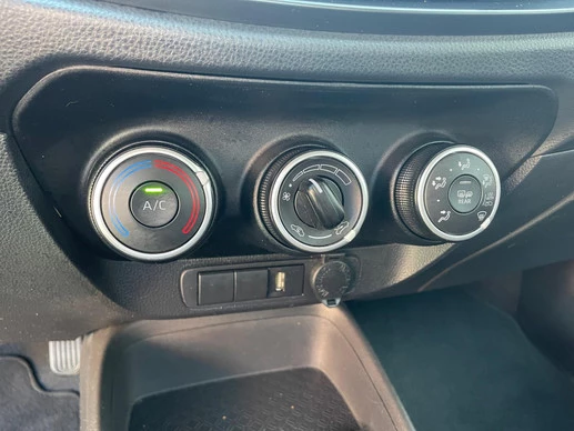 Toyota Aygo - Afbeelding 17 van 27