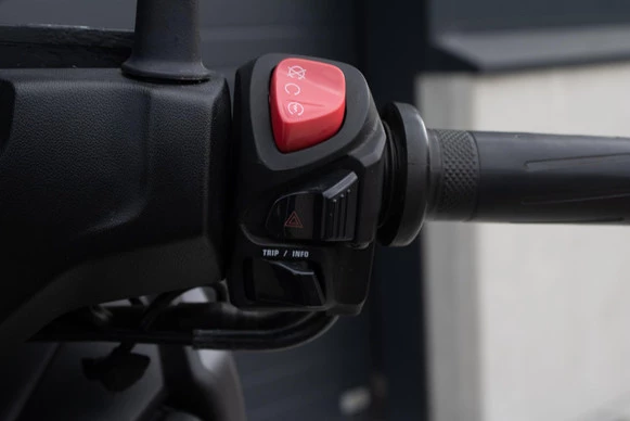 Yamaha X MAX - Afbeelding 16 van 20