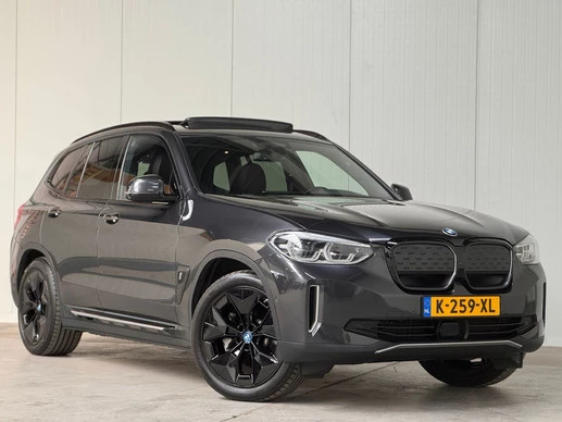 BMW iX3 - Afbeelding 1 van 30