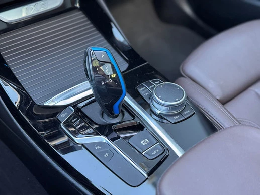 BMW iX3 - Afbeelding 27 van 30