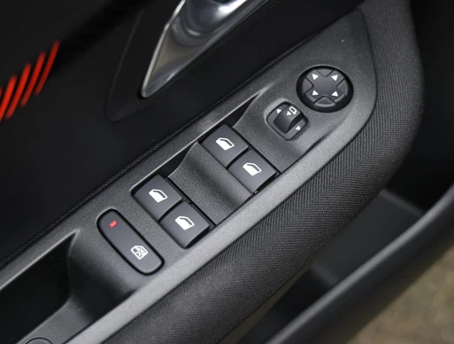 Peugeot e-208 - Afbeelding 23 van 30