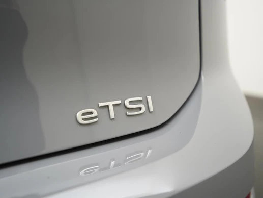 Volkswagen Golf - Afbeelding 24 van 30