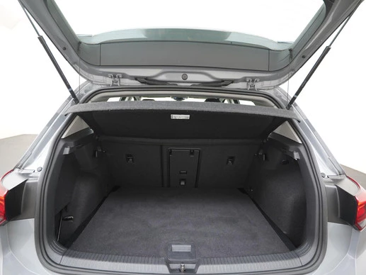 Volkswagen Golf - Afbeelding 25 van 30