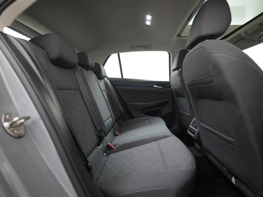 Volkswagen Golf - Afbeelding 26 van 30