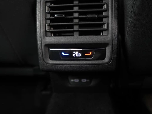 Volkswagen Golf - Afbeelding 27 van 30