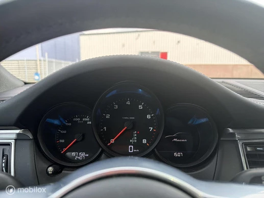 Porsche Macan - Afbeelding 13 van 18