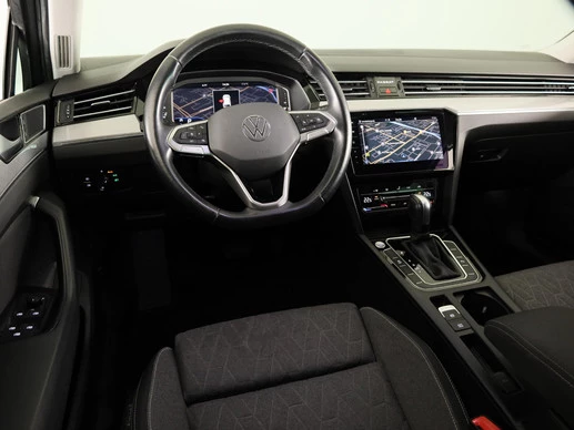 Volkswagen Passat - Afbeelding 19 van 30