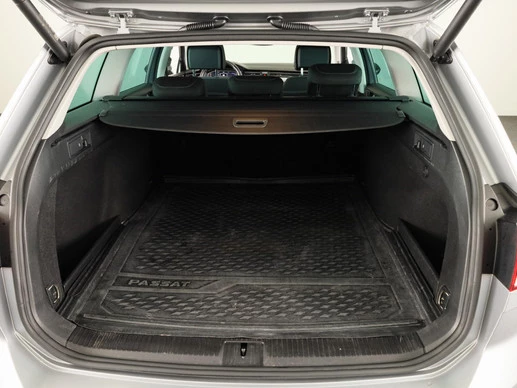 Volkswagen Passat - Afbeelding 22 van 30