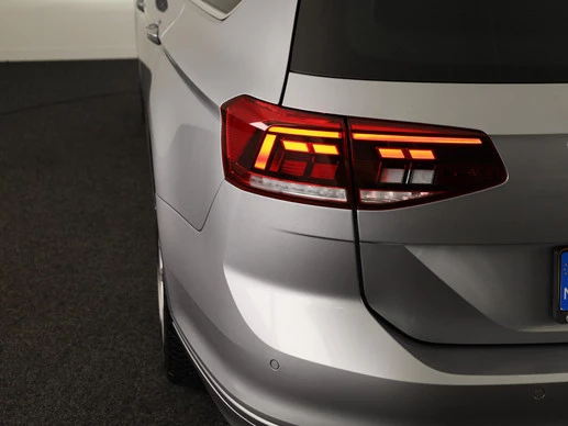 Volkswagen Passat - Afbeelding 24 van 30