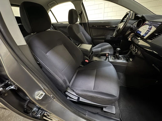 Mitsubishi Lancer - Afbeelding 14 van 16